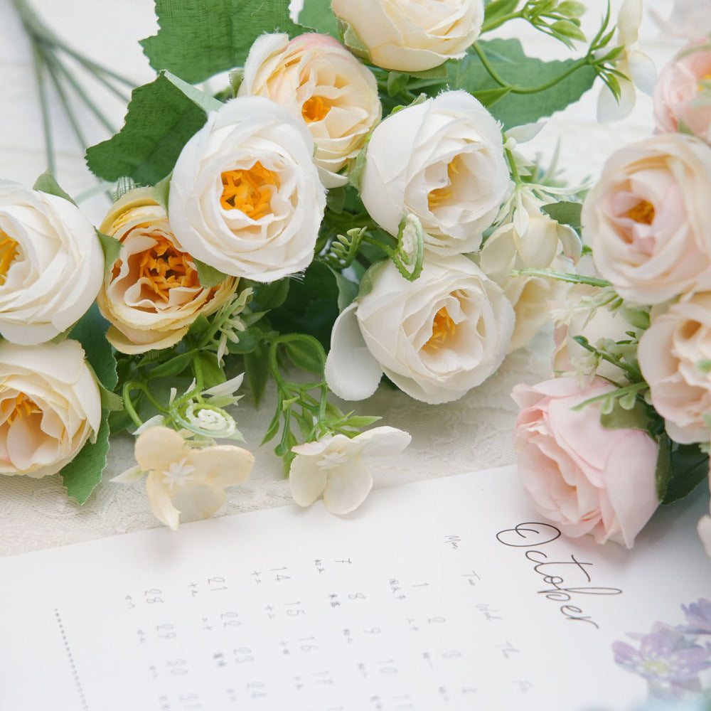Lifelike Rose Bouquet Stem