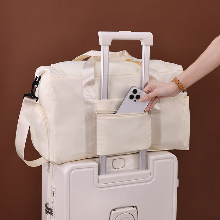 Travel bag with multifunctional interior compartment system Stornfield