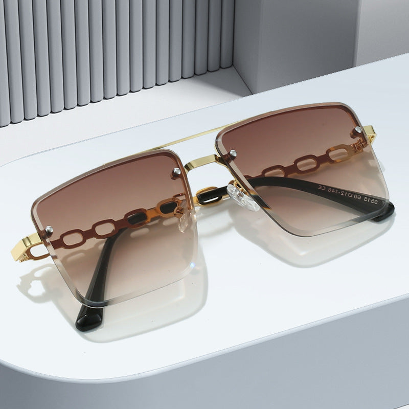 Women's Square Sunglasses with Elegant Chain Structure Stornfield