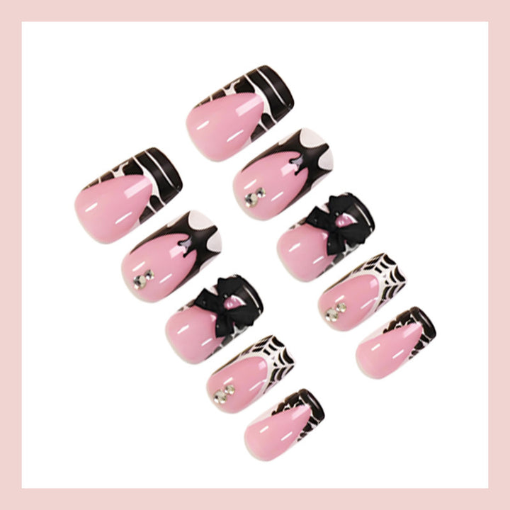 Halloween Fake Nail Set with Playful Spider Design Stornfield