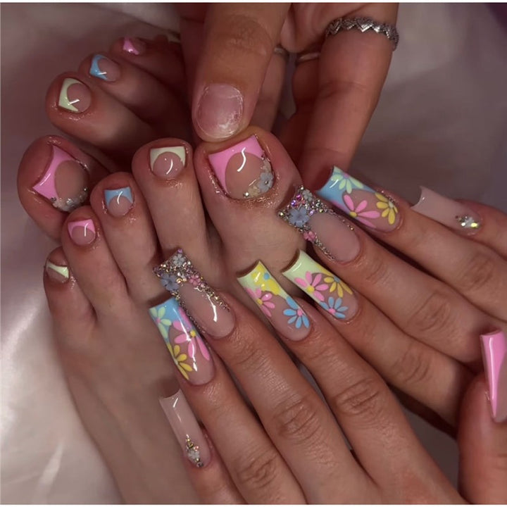 Artistic Floral Press-On Nail Art Stornfield