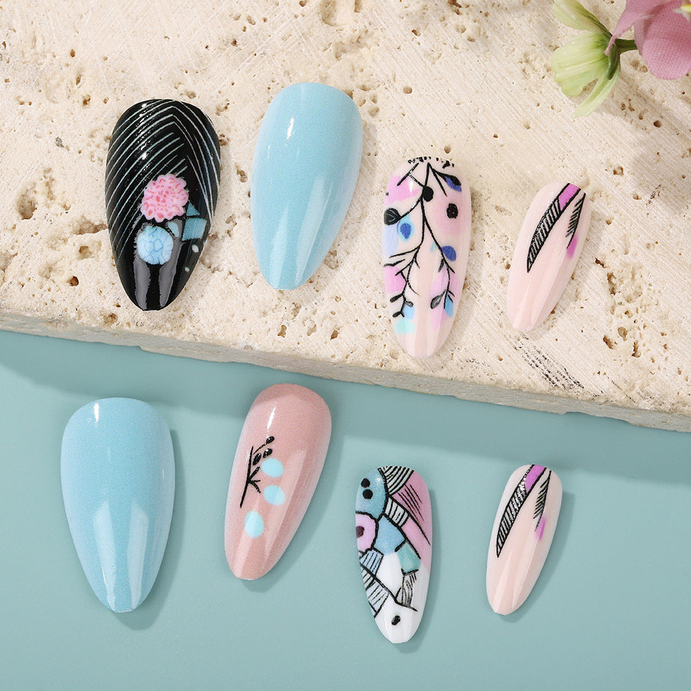 Artificial nails with floral accents Stornfield