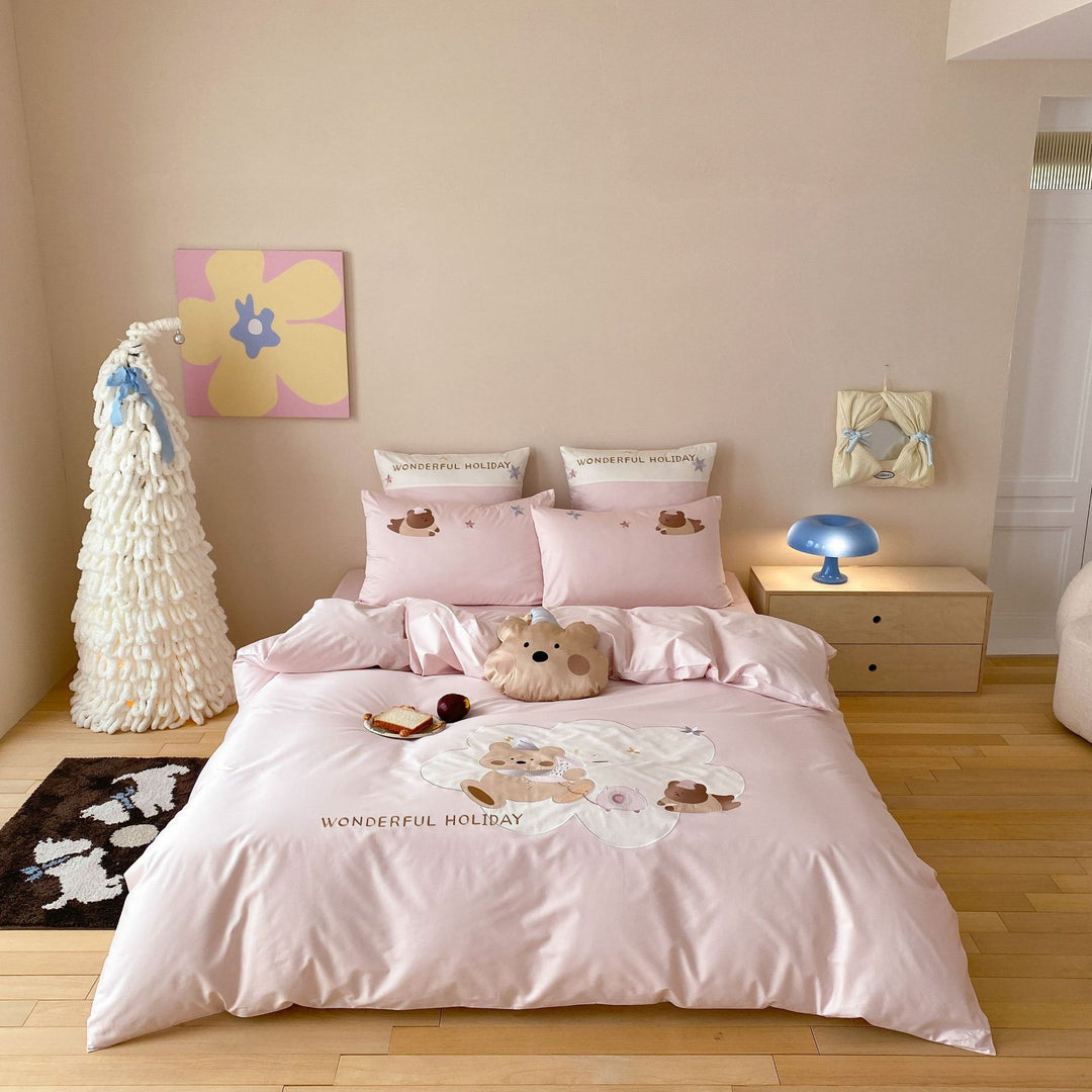 Cotton Sateen Teddy-Bear Printed Duvet Cover Set with Pillow Shams and Plush Accent