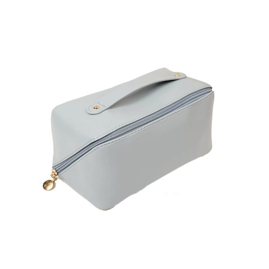 Luxurious cosmetic bag in minimalist design Stornfield