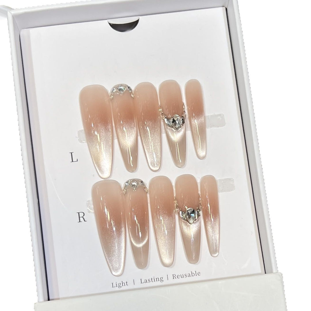 Reusable Press-On Nail Art Set Stornfield