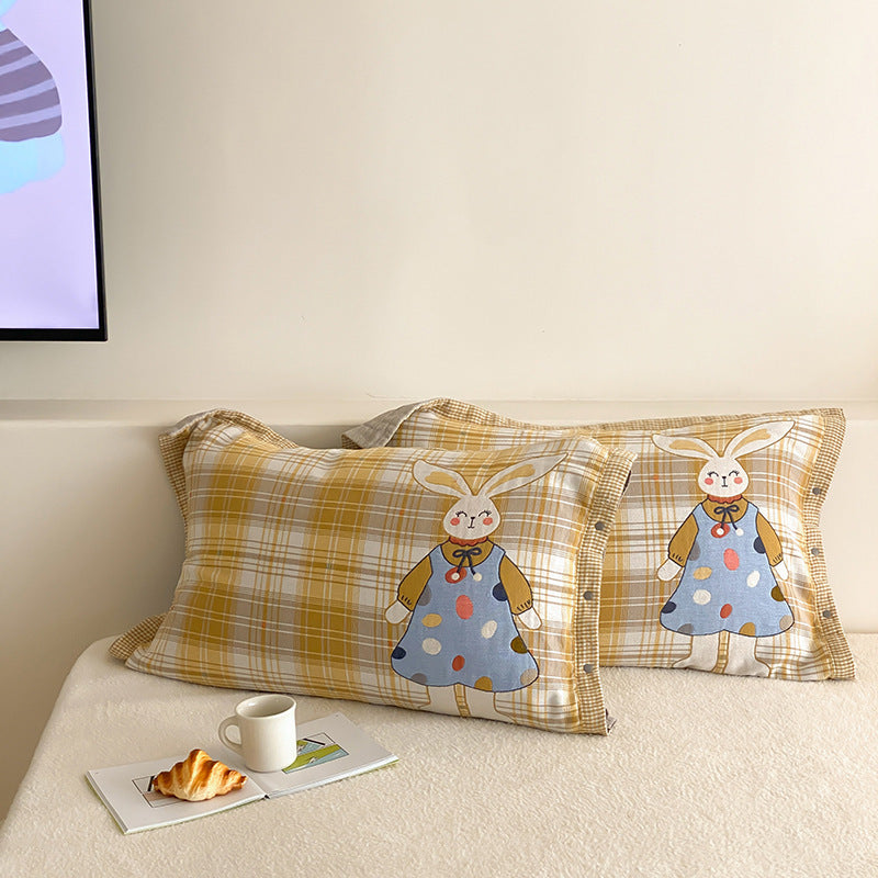 Kids' pillowcases with cute bear applique and checkered muslin look