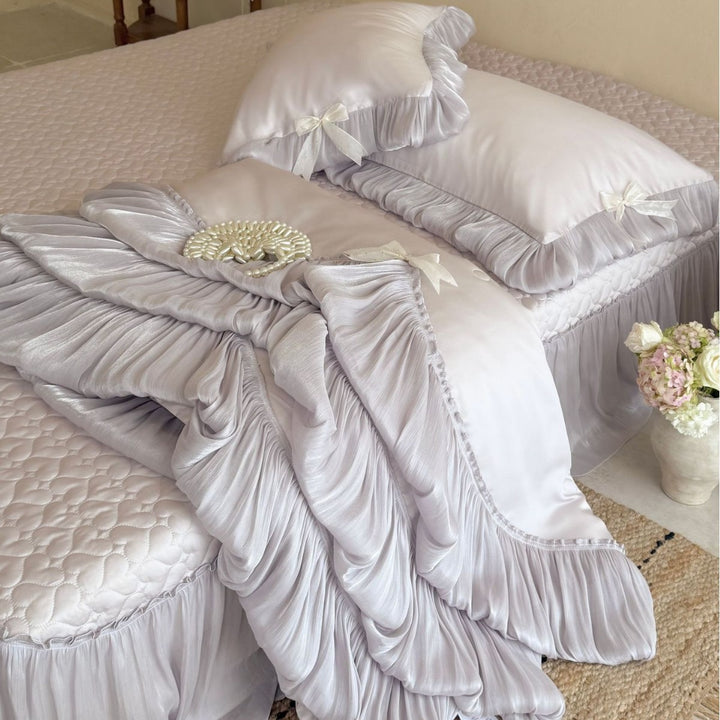 Romantic Ruffled Bedding Set with Quilted Bedspread and Decorative Pillowcases