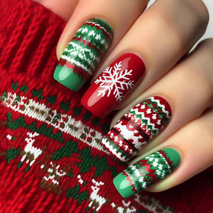 Artificial Nails in Festive Winter Design Stornfield