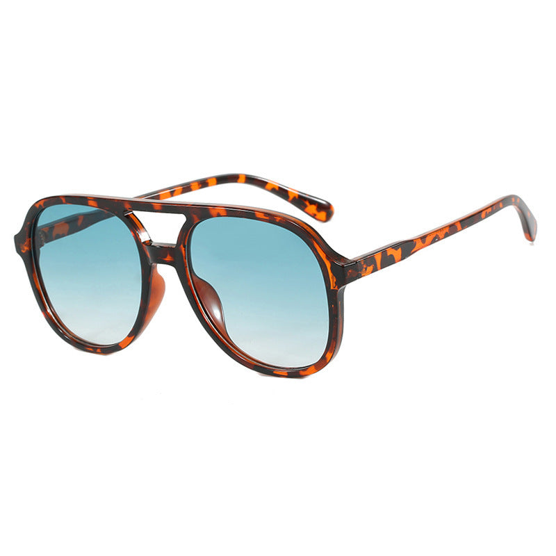 Women oversized sunglasses with innovative design Stornfield
