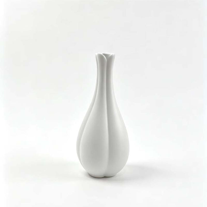 Elegant Minimalistic Tulip-Shaped Vase Stornfeild