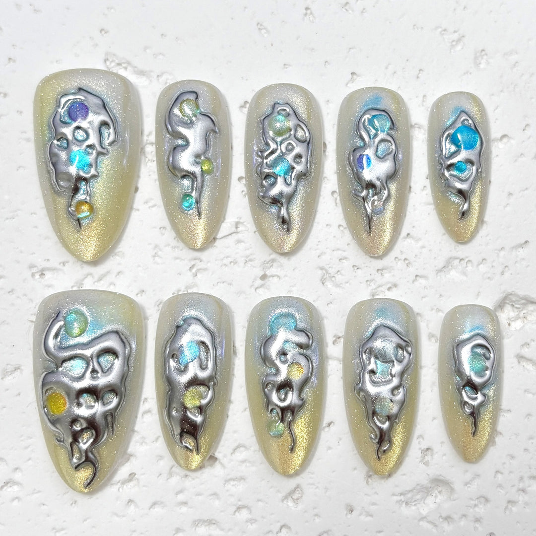 Artistic Press-On Nail Set with Unique Design