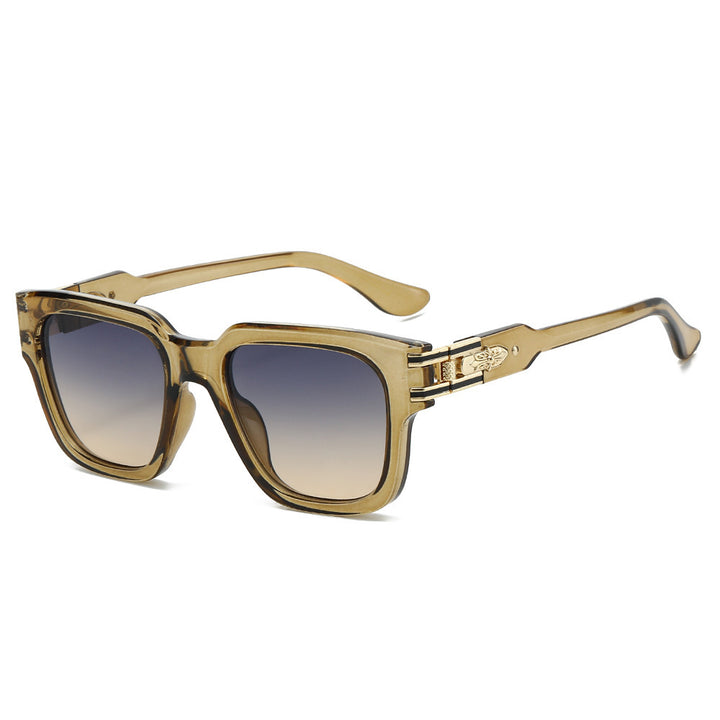 Retro-Inspired Bold Frame Sunglasses Stornfield