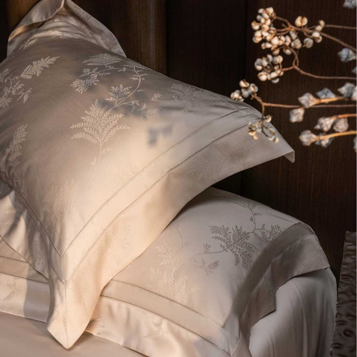 Luxury Jacquard Satin Duvet Cover Set with Botanical Embossed Weave and Oxford Pillow Shams