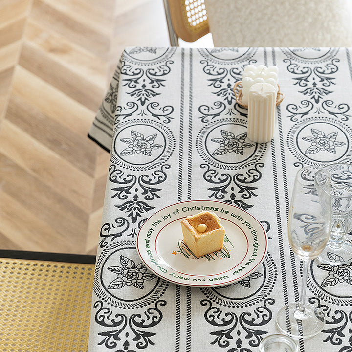 Reversible jacquard tablecloth with floral medallion reliefs Stornfield