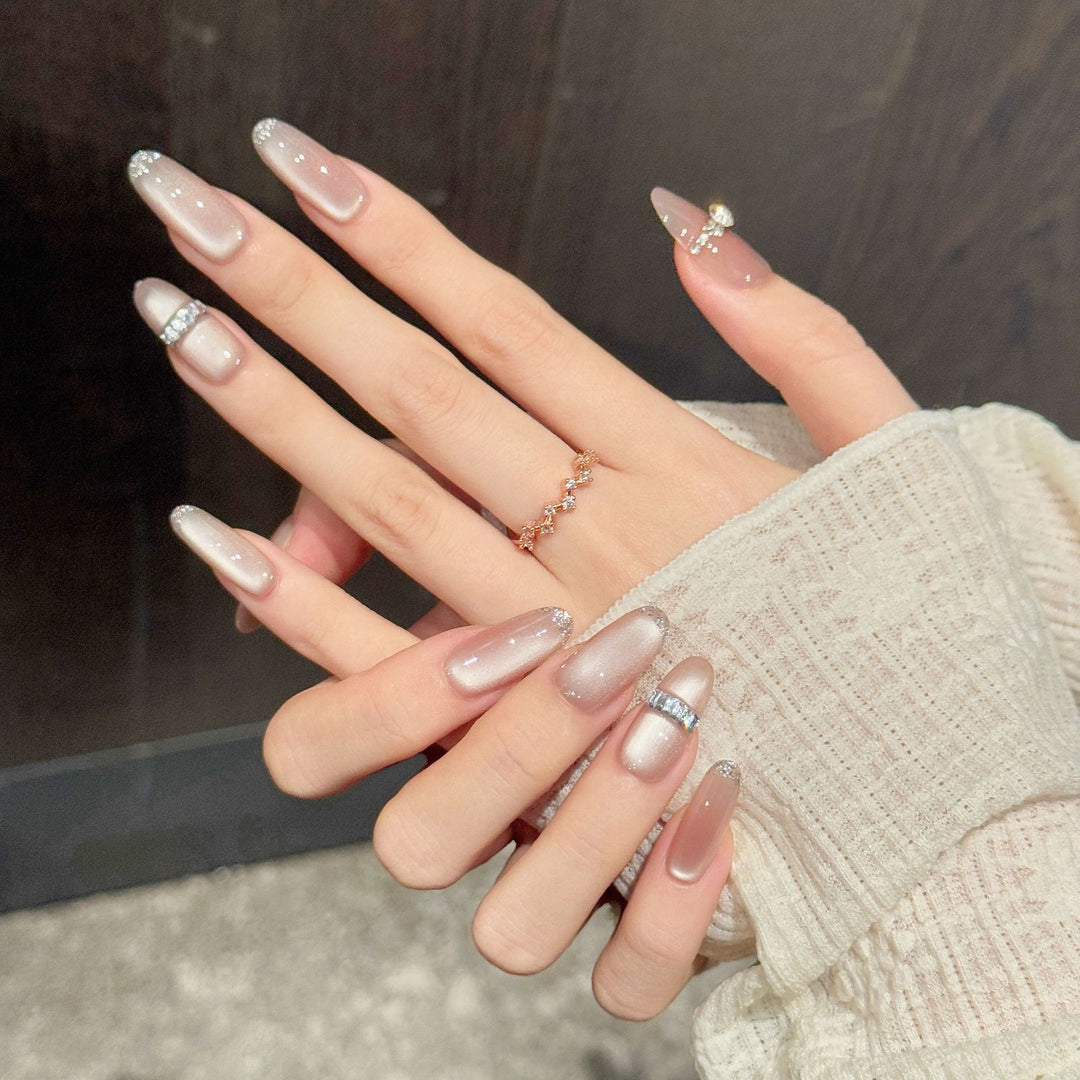 Decorative Press-On Nail Set with Elegant Jewel Accents