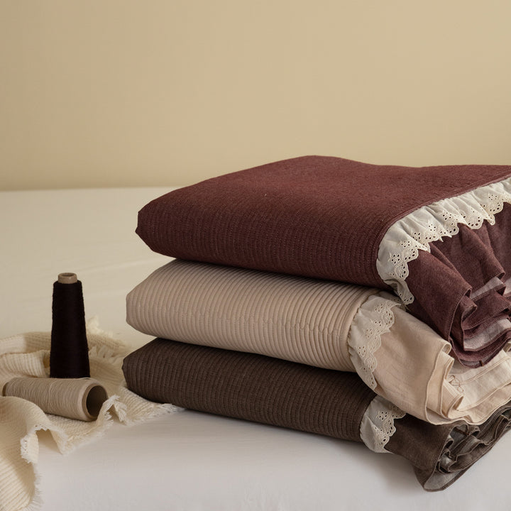 Ruffled Lace-Trimmed Linen Duvet Cover & Tufted Comforter Set