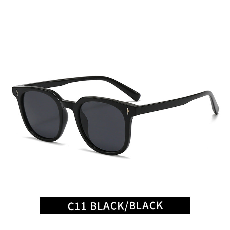 Ladies stylish and fashionable sunglasses with round frame Stornfield