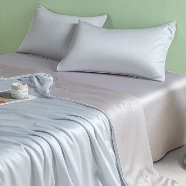 Ladies satin bed linen with stylish design Stornfield