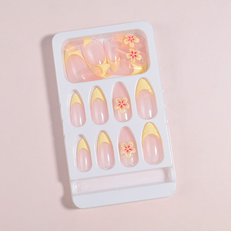 Floral Accent Press-On Nail Set Stornfield