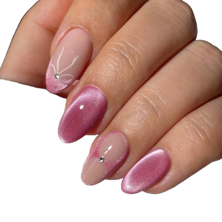 Artificial nail set with delicate glitter and flower design Stornfield