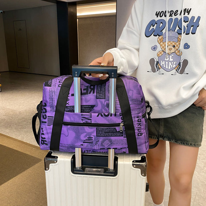 Sporty travel bag with playful elephant pattern Stornfield