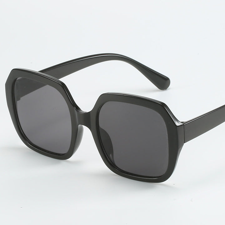 Women's Fashion Oversized Sunglasses with Extravagant Leopard Details Stornfield