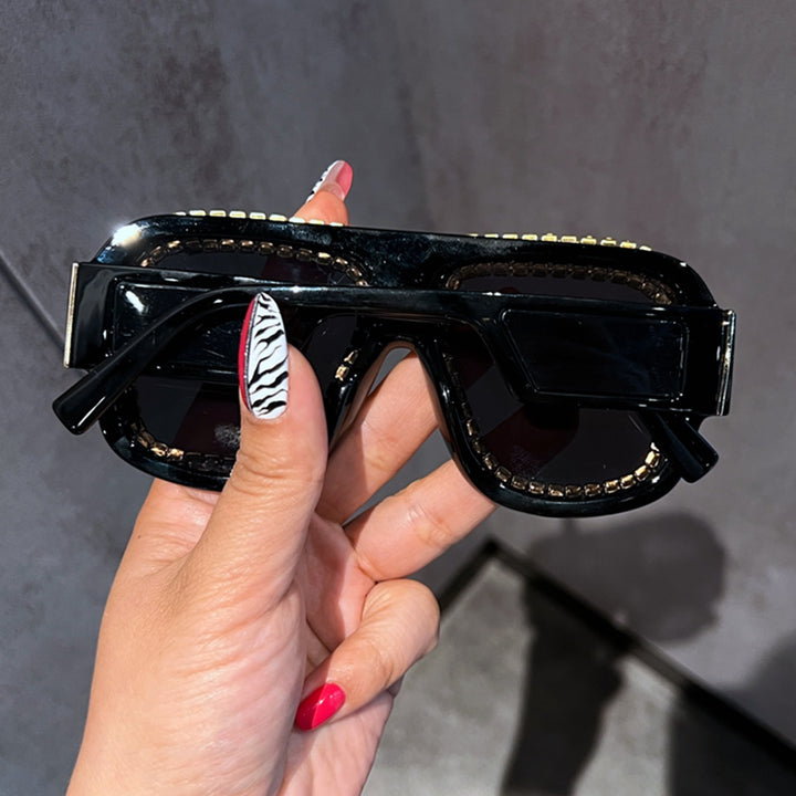 Ladies Glamorous Sunglasses with Extravagant Crystal Frame Stornfield