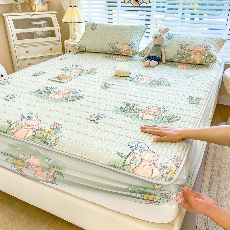 Quilted Floral Pattern Mattress Protector