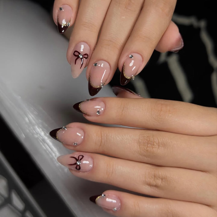 Elegant artificial nails with floral accents Stornfield