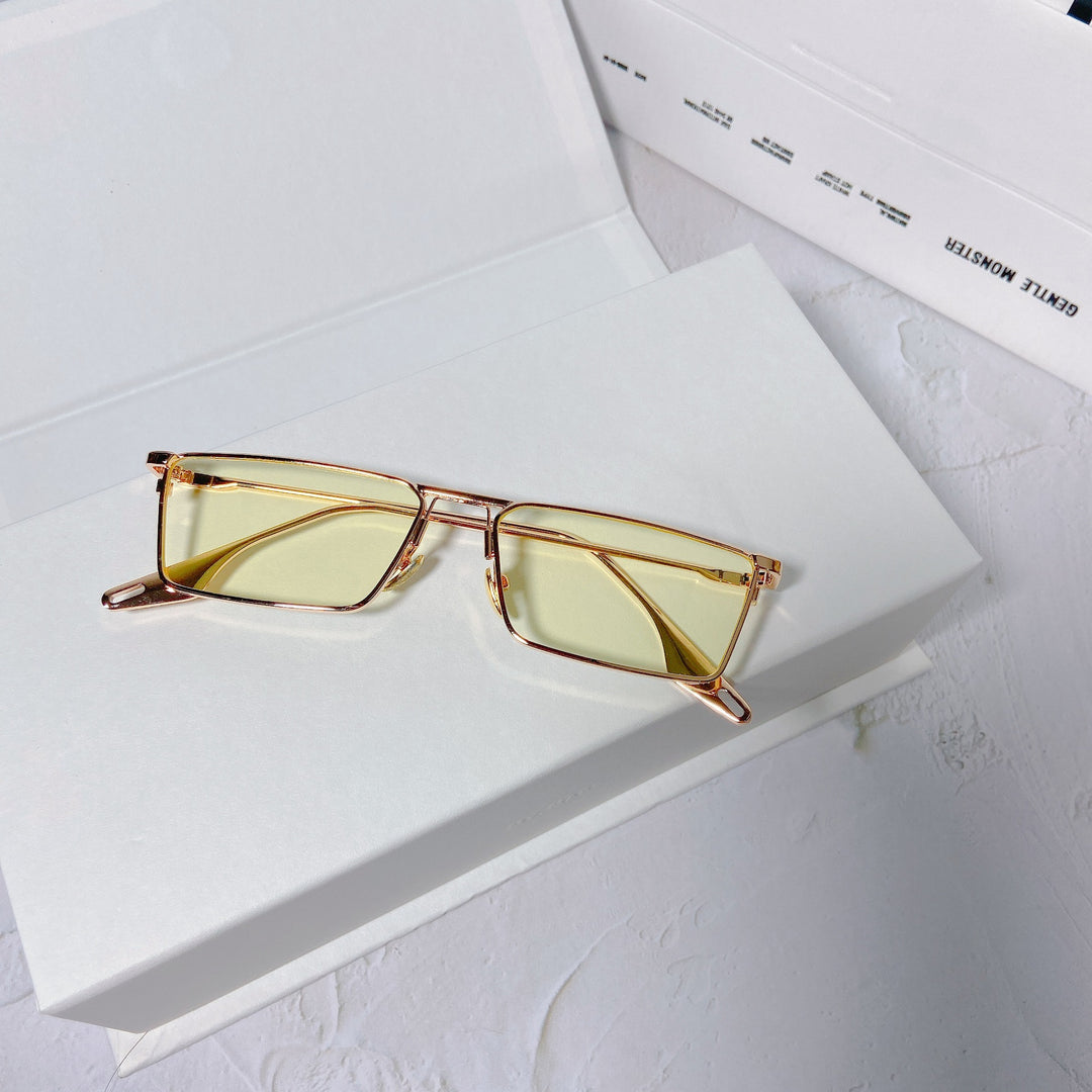 Fashionable sunglasses with rectangular metal frame Stornfield
