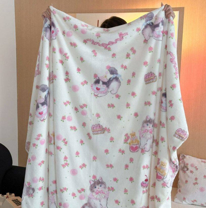 Cat-Themed Cozy Fleece Throw Blanket