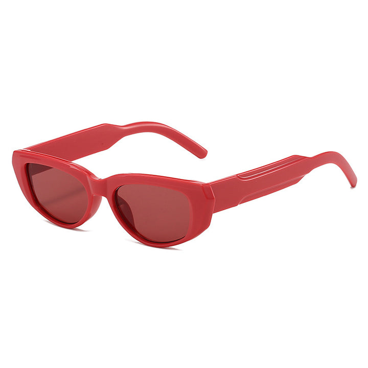 Women's fashionable cat-eye sunglasses with extravagant silhouette Stornfield