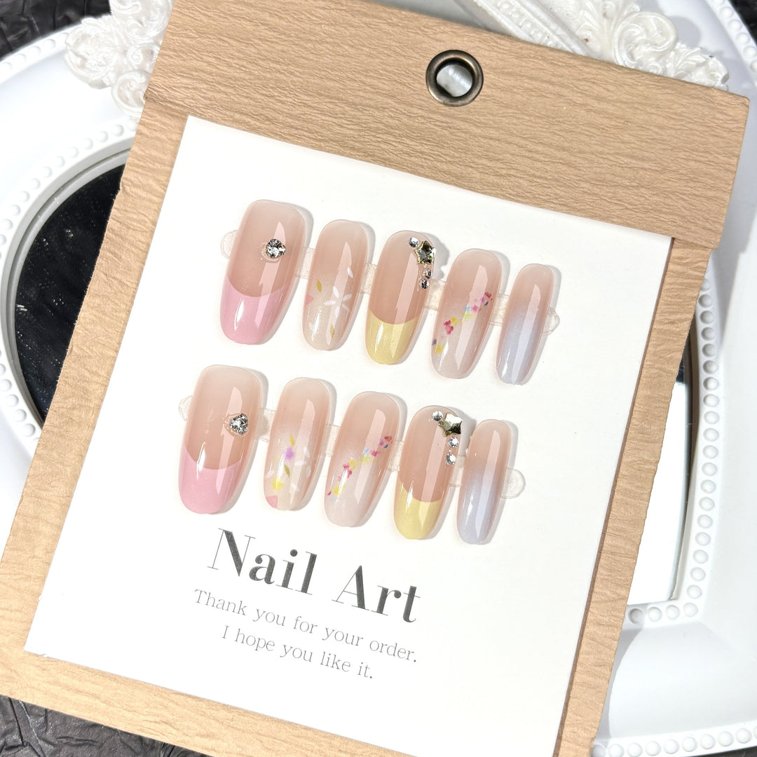 Artistic Press-On Nail Kit