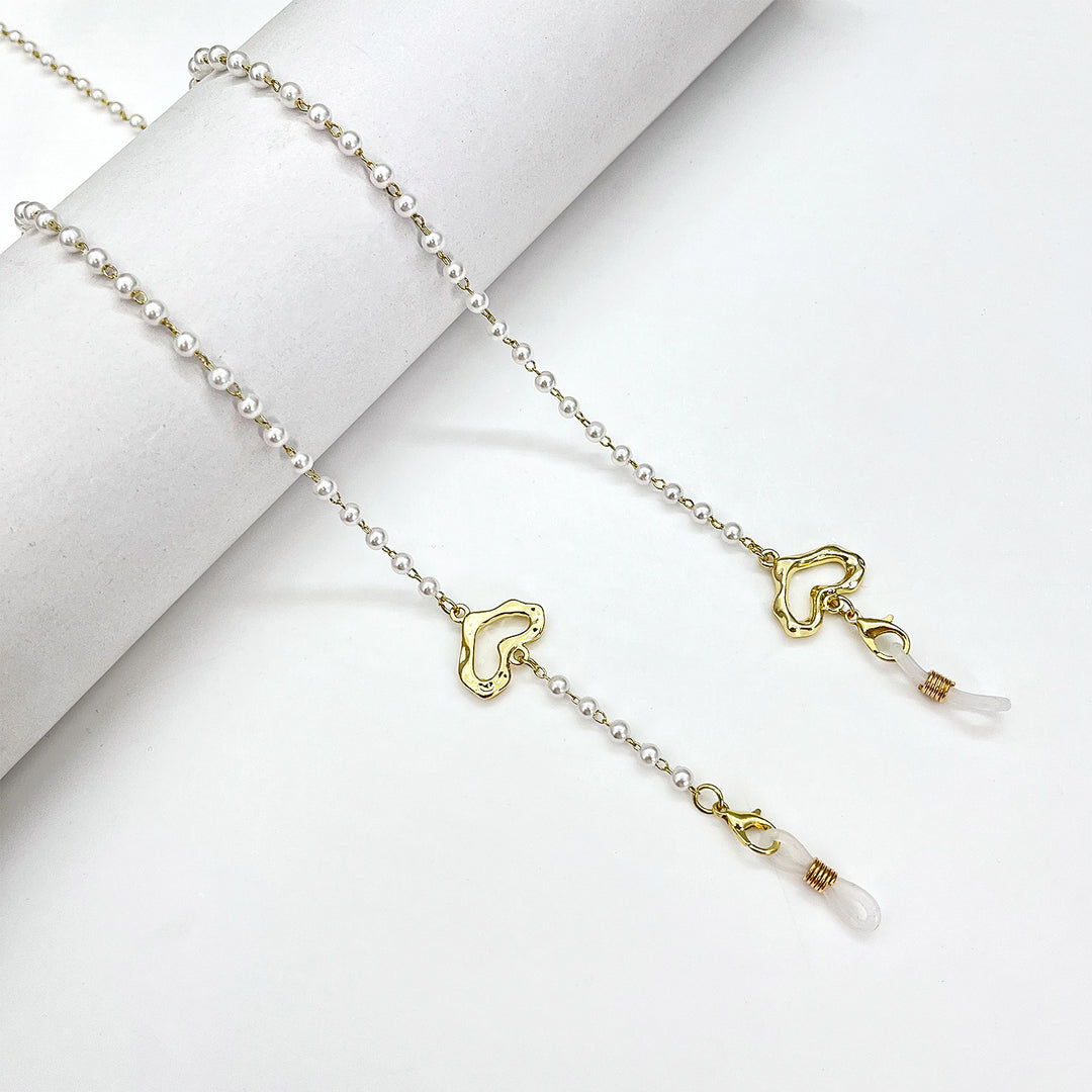 Heart-Shaped Beaded Eyewear Chain Stornfield