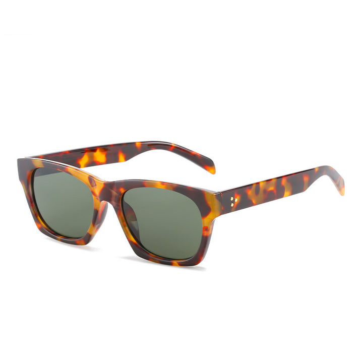 Retro-Inspired Chunky Sunglasses Stornfield