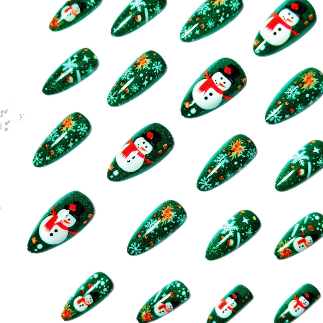 Artificial nails with festive snowman design Stornfield