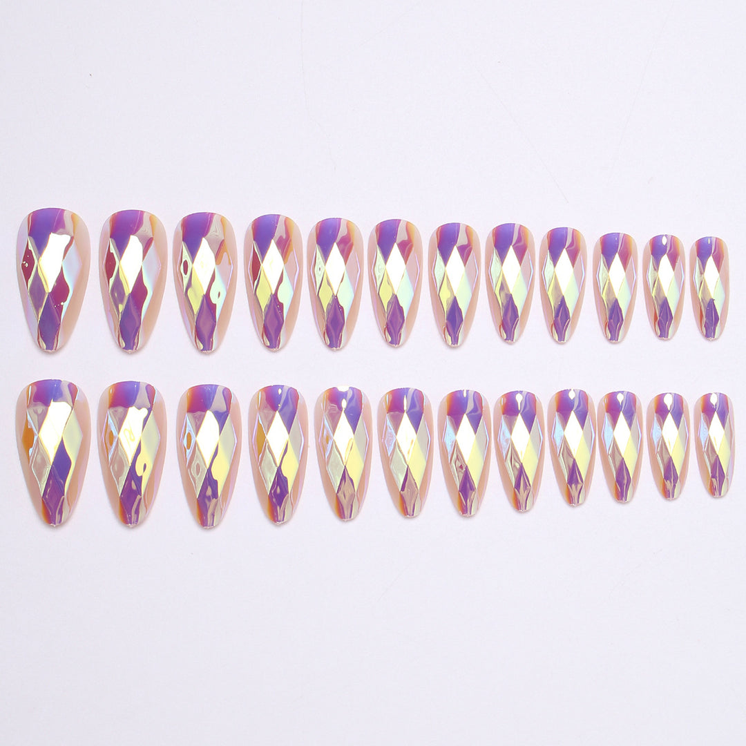 Diamond-Shaped Press-On Nail Set Stornfield