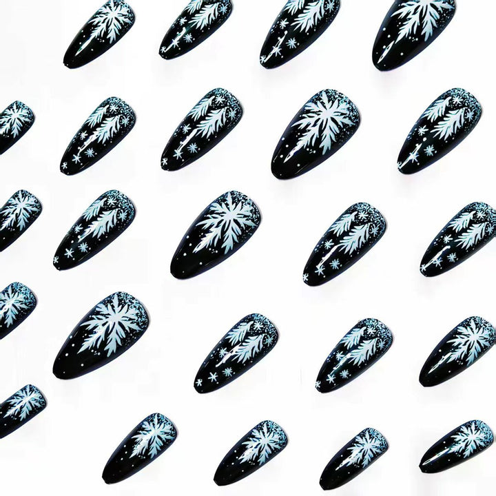 Elegant Artificial Nails in Christmas Design Stornfield