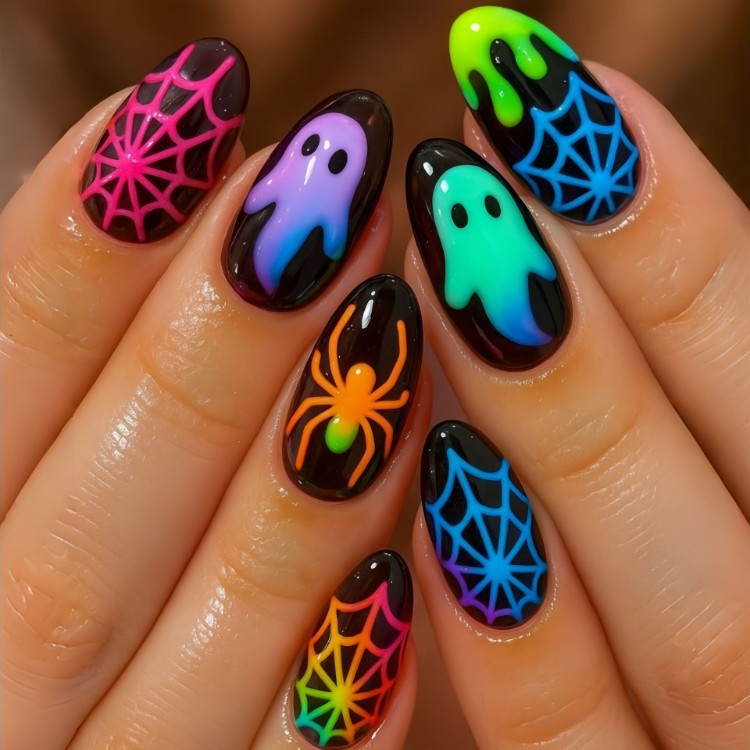Halloween-Themed Nail Art Set Stornfield