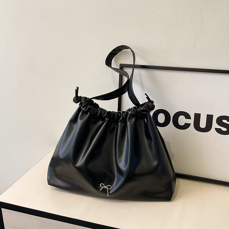 WoElegant Ruched Handheld Bag Stornfield