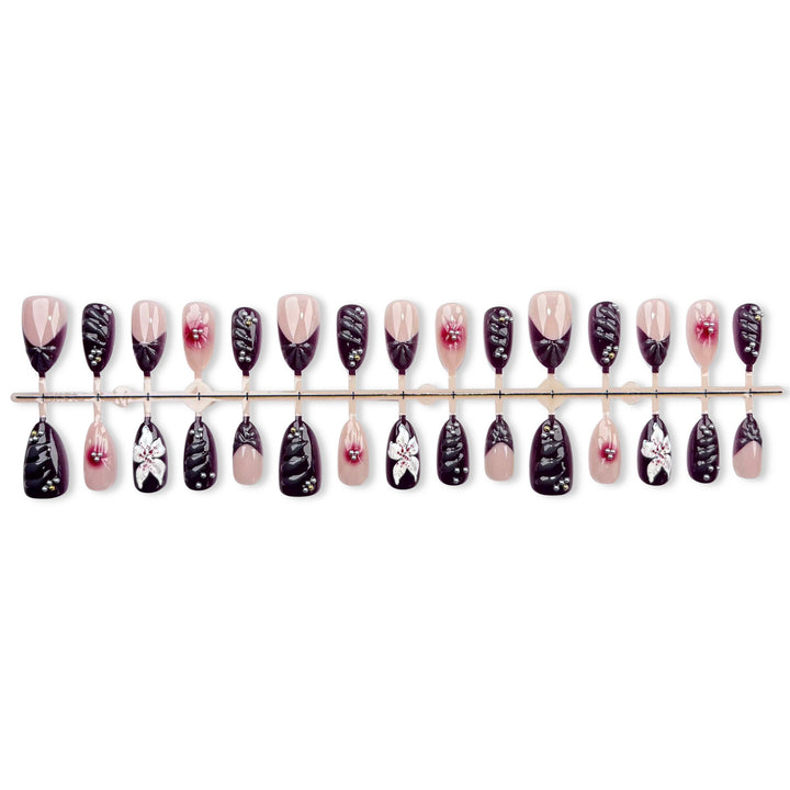Elegant Decorative Press-On Nail Art Set 1790746208