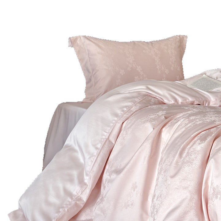 Luxurious satin jacquard bedding with floral relief pattern