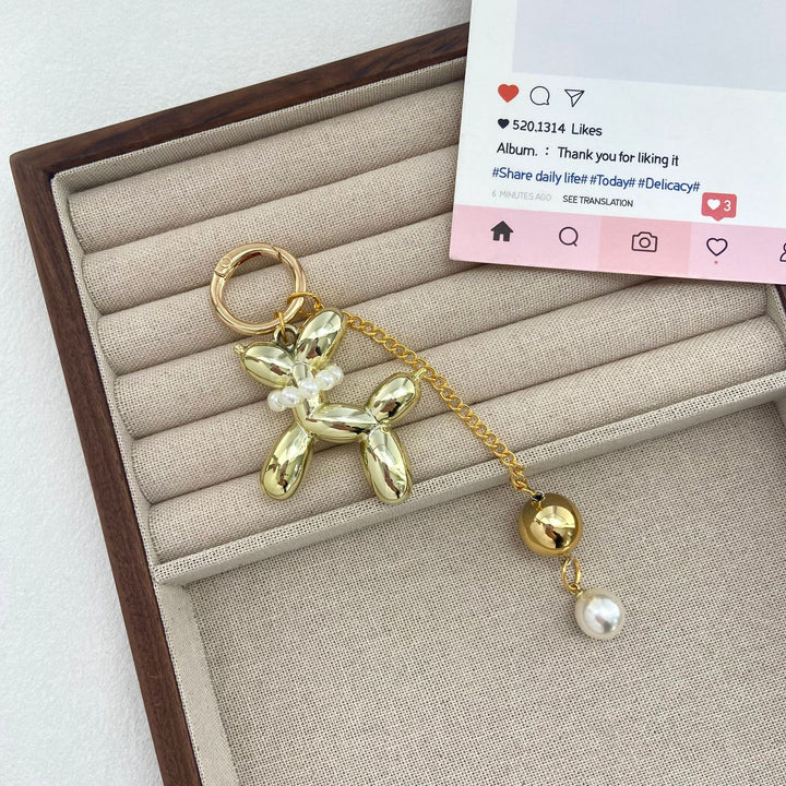 Playful Balloon Dog-Inspired Keychain Stornfield