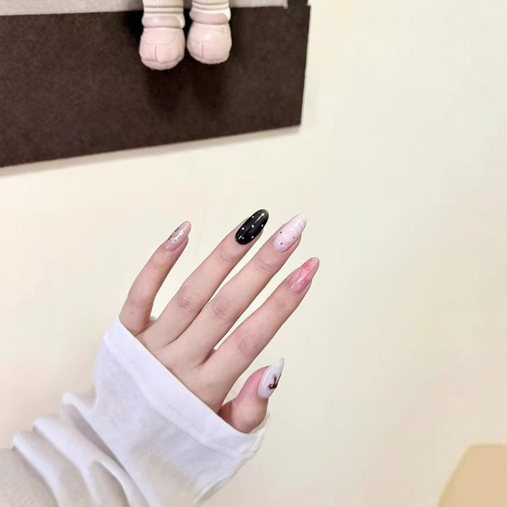 Artistic Design Press-On Nail Set