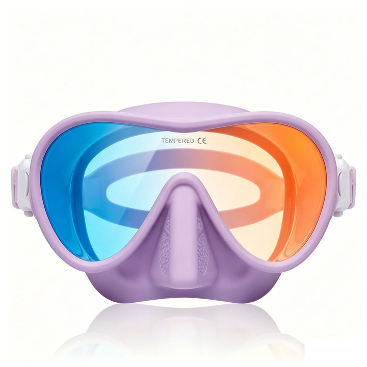Diving mask with ergonomic design and wide field of vision Stornfield
