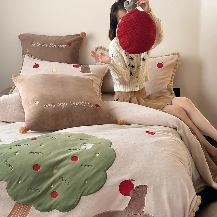 Plush Appliqué Pom-Pom Trim Duvet Cover Set