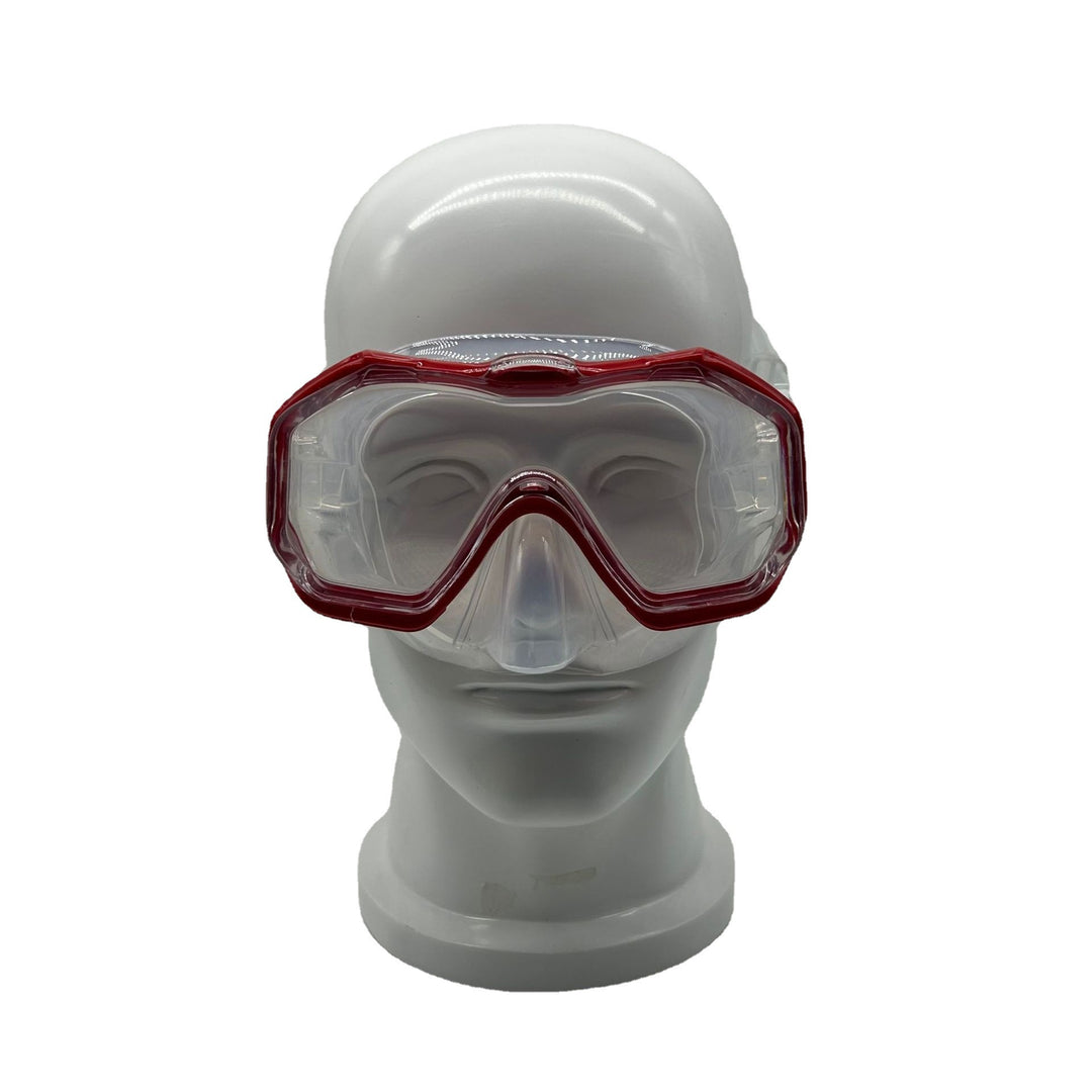 Diving mask with wide field of vision and anti-fog technology Stornfield