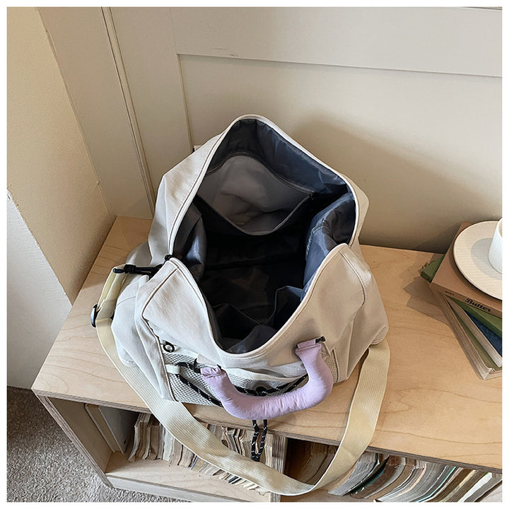 Sporty Shoulder Bag with Practical Organizer Stornfield