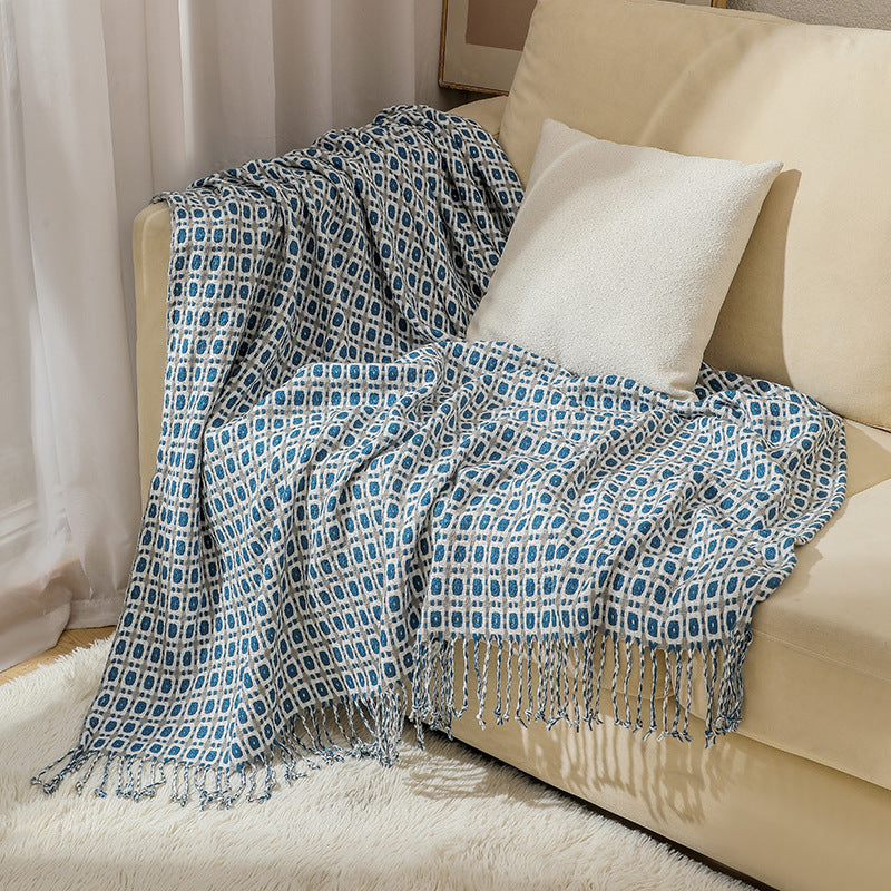 Geometric Patterned Throw Blanket