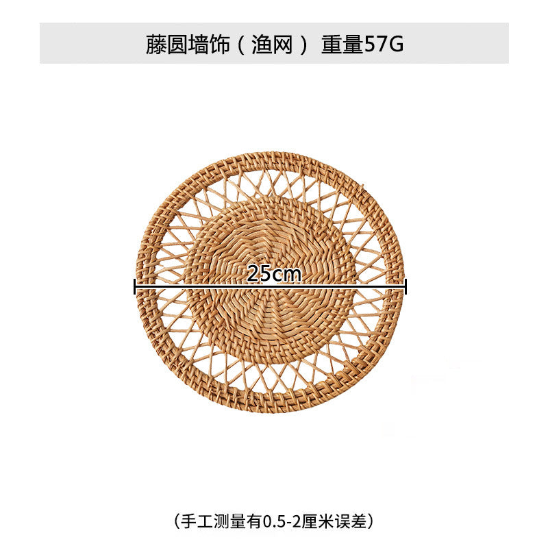 Ladies Elegant handcrafted rattan underlay Stornfield